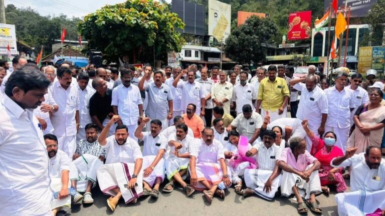 Disruption of road expansion appears as a political problem in idukki