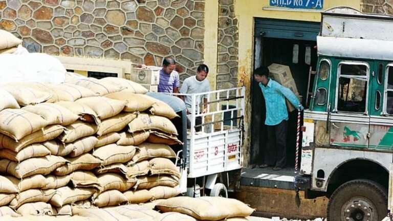 After fatal accidents with the center of tightening security checks on trailers