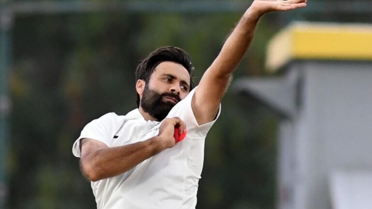 J&K’s first international cricketer Parvez Rasool retires