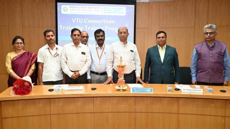 Librarians will receive assistance in deepening their knowledge of digital resource management