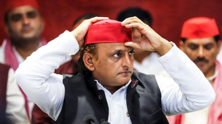 Official Facebook Account Akhilesh Yadav suspended, Claims Party: “Opened voice is suppressed” | Tech Word News