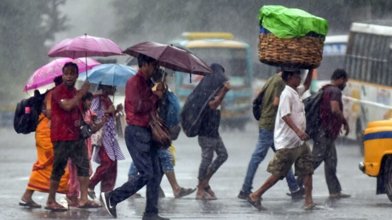 Weather Today: IMD issues red alert for Telangana, heavy rainfall warning for West Bengal, Bihar and Andhra Pradesh | Today’s news