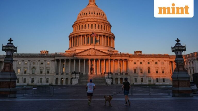 The US government is shut down by the sixth day: The Senate set for a major vote on StopGAP financing on Monday | Tech Word News