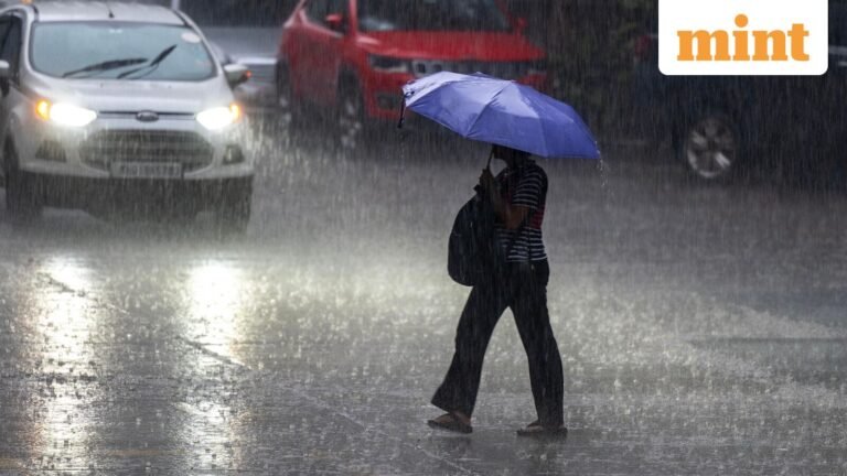 Weather in Delhi: Rain Eyelashes part of the region of the capital on Dussehra, check the IMD | Watch video | Tech Word News