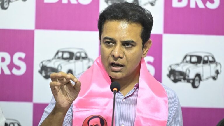 KTR Flays Govt. Above the non -payment of rent for buildings in the field of social security