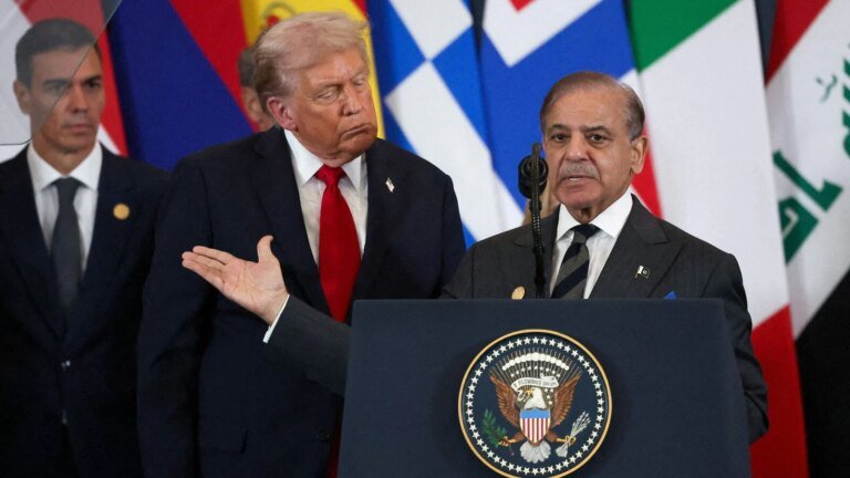 VIDEO: At the summit in Gaza Trump, he will pass the microphone ShaRIF; Pakistan comes as a “man of peace”, there is a ceasefire claim Tech Word News