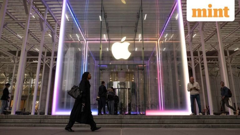 Apple removes immigration agent monitoring applications after US government pressure – here’s what we know | Tech Word News