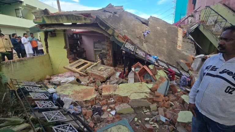 Woman killed, four others injured in explosion due to leak from LPG cylinder