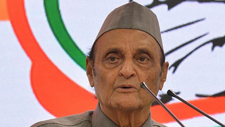 RSS should continue to focus on building nations for another 100 years, says former Congress MP Karan Singh