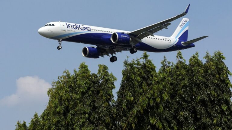 IndiGo flight from Kolkata to Srinagar diverts to Varanasi airport due to fuel issues | Today’s news