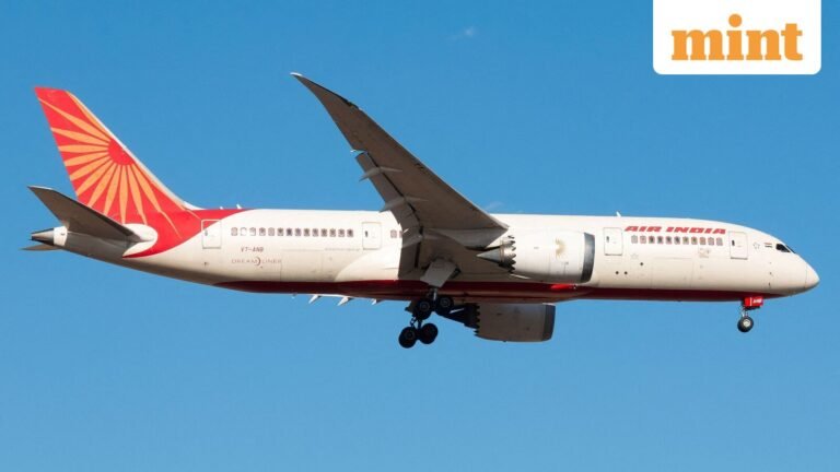 Air India Colombo-Chennai Flight suffered a bird hit; Cancellation of air companies Return Journey | Tech Word News