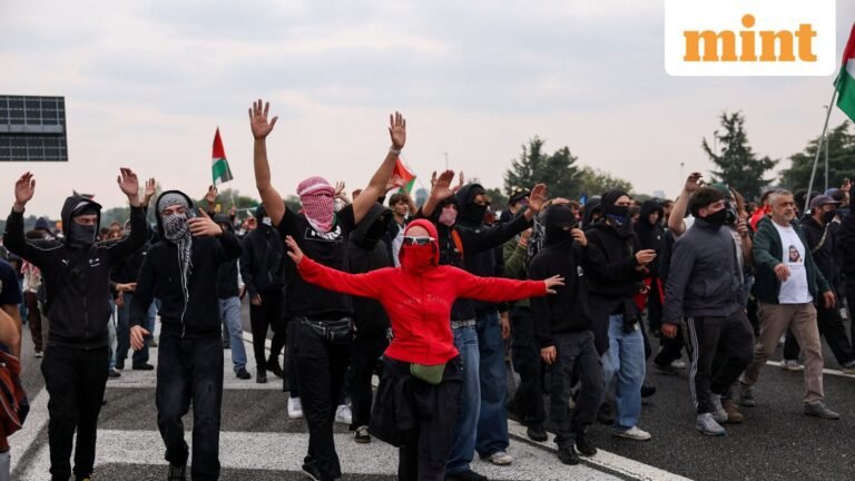 Gaza Peace Plan: Hamas accepts release as hostages, Donald Trump says Israel “must immediately” stop bombing | Tech Word News