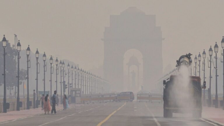 Delhi air pollution: SC prioritizes ‘right to burn crackers’ over ‘right to breathe’, says Amitabh Kant as AQI drops | Today’s news