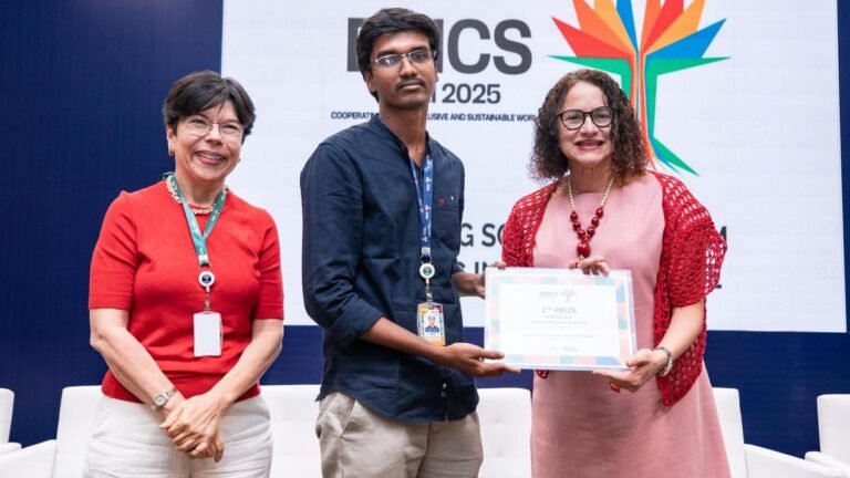 Tamil Nadu Medical Absolveate wins the second prize in BRICS YOUNG INNOVATOR COMPETITION