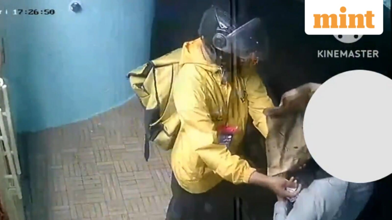 Blinkit Delivery Guy caught a moving woman on the camera; The company responds: “Women’s security is a joke” | Video | Tech Word News
