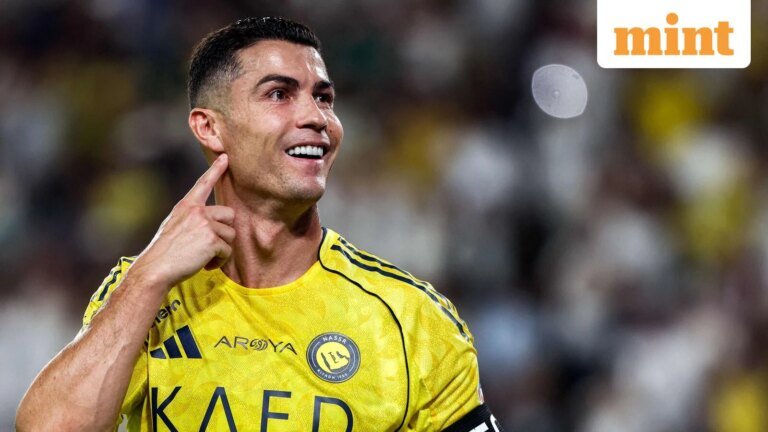 ‘Prognting on and off playground’: Internet celebrates Cristiano Ronaldo’s Billionaire Status | Tech Word News