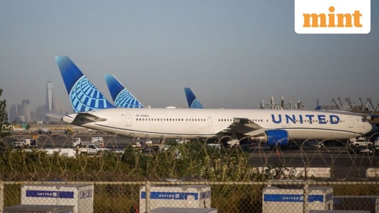 The US sees more delay in flight in the absence of staff because government shutdown reaches 7. Tech Word News