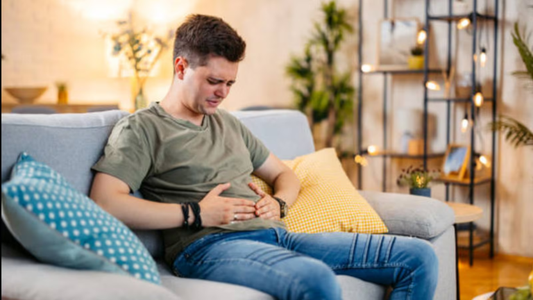 Could the symptoms of a heart attack confused with the problems of “gas”? Max Hospital Cardiologist explains | Tech Word News