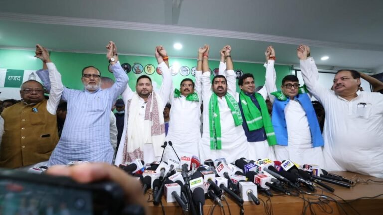 Leaders from JD (u), LJP (RV) join RJD before the elections
