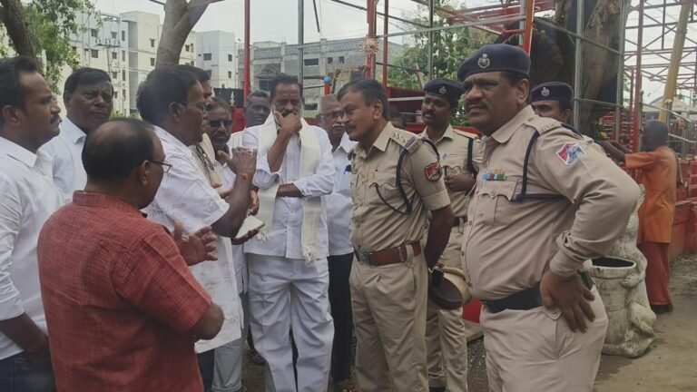 MEP directs officials to restore temples shelves in Nandyal