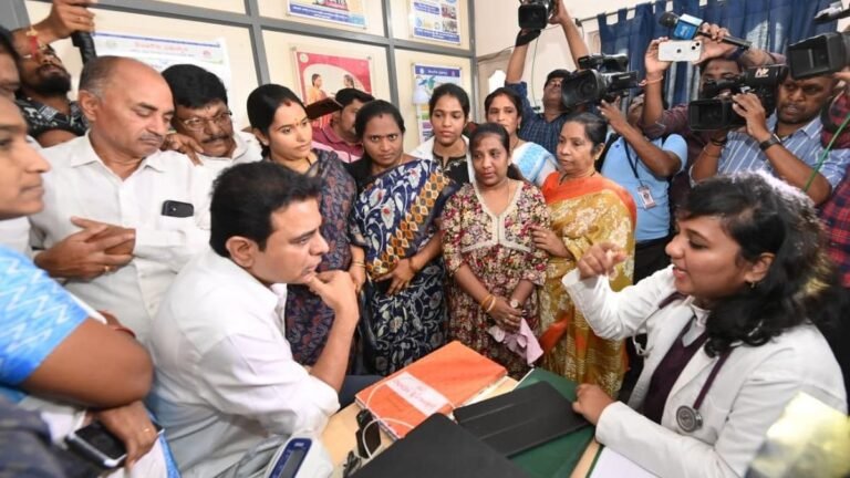 BRS leaders visited Basti Dawakhanas, Govt. for their neglect