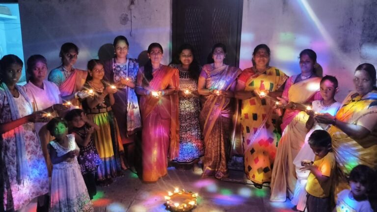 A ‘Light the Lamp’ campaign was held in Bengaluru for a fair investigation into the Dharmasthala case