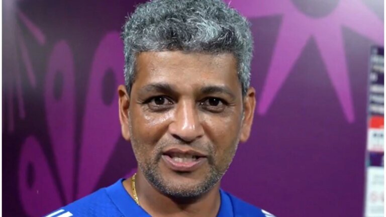 The Ted Las Touch: Amol Muzumdar’s message on the board that inspired Team India