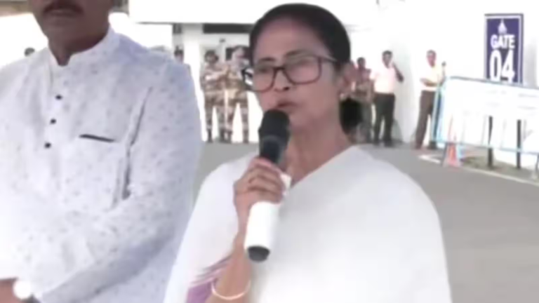 CM Mamata Banerjee says that “girls should not be allowed to walk at night” in the first response to the case of rape durgapur | Tech Word News