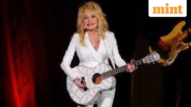 What is happening with the health of Dolly Parton? Fighting fans after sister Freid is asking for prayers Tech Word News