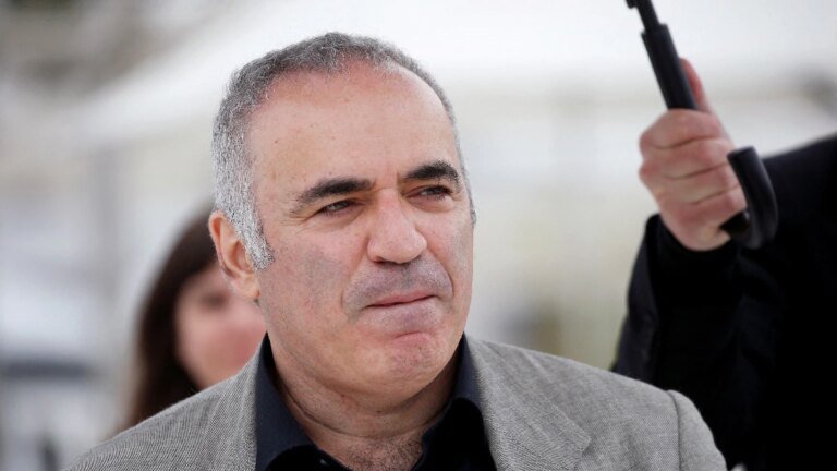 Kasparov Quips Anand’s Real Challenge is the management of Indian chess children