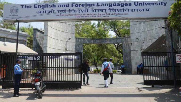 Tension in the efl above the rally Palestinian solidarity; A case booked against students from two groups