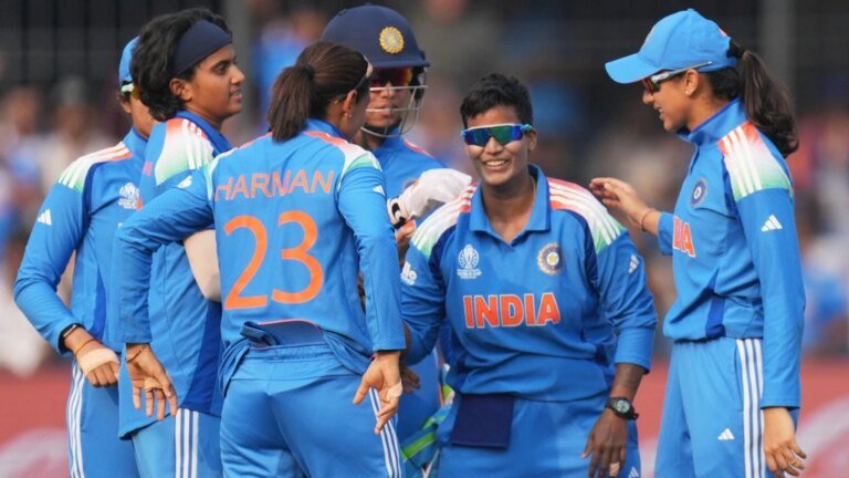 Does the Indian women’s cricket team get paid the same as the men’s team? Know the real truth