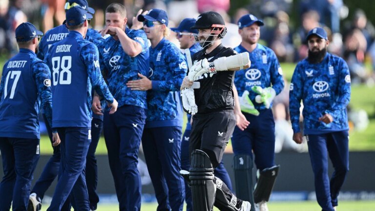 Same but different: Kane Williamson goes Virat Kohli’s way in ODI comeback