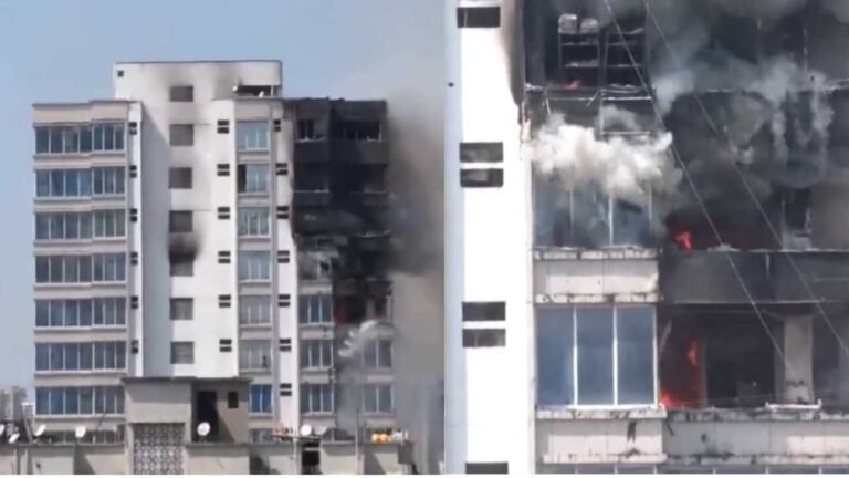 Huge fire breaks out at JMS mall in Mumbai, many trapped on top floor of building — Video | Today’s news