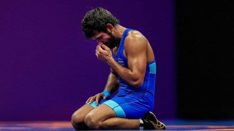 WFI suspends Amanlawat for the missing weight for the World Championship