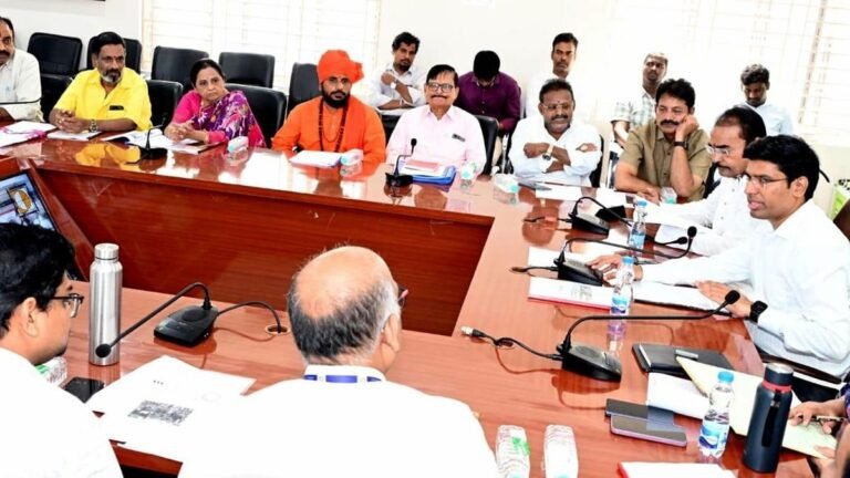 Tirupati Collector cleans the air during the renovation of Hathiramji Mutt