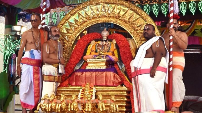 Goddess Padmavati rides on ‘Surya Prabha Vahanam’ and ‘Chandra Prabha Vahanam’