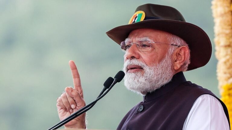 PM announces ₹4,000 crore to modernize Dredging Corporation