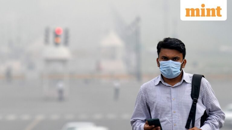 Delhi continues to remain in the ‘red zone’ as AQI breaches 400 in several areas. What is causing the pollution? | Today’s news