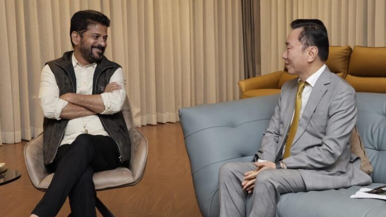 CEO of VinGroup Asia met with Revanth to invest in Telangana for electric car manufacturing