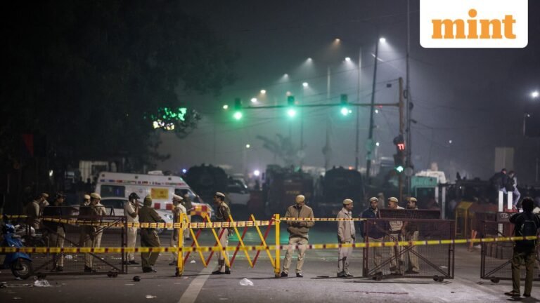 Delhi blast news: Amit Shah’s first reaction — NSG, NIA called; ‘difficult’ to confirm whether the explosion was a terrorist attack | Today’s news
