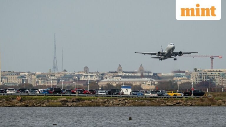 Airlines suspend flights to Venezuela amid rising tensions between Trump and Maduro’s regime – is your flight affected? | Today’s news