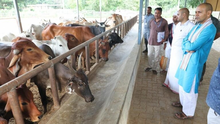 TTD EO inspects dairy farms