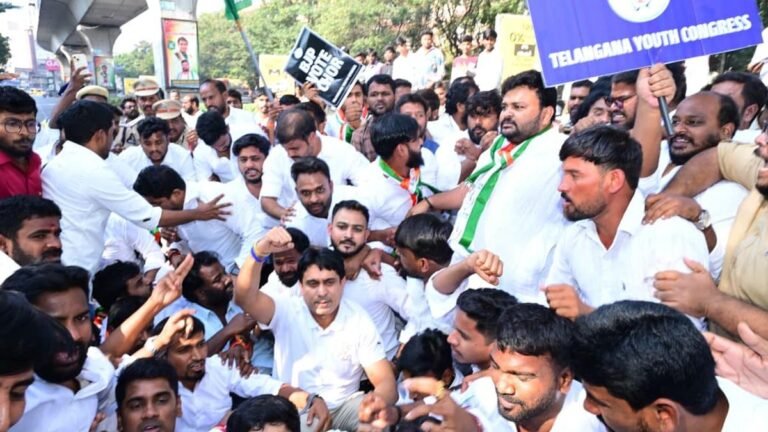 Youth Congress holds protest in Hyderabad against ‘vote manipulation’ by BJP in collaboration with EC