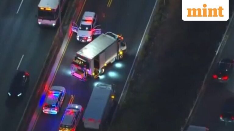 A crash in New Jersey near Kennedy Boulevard kills a pedestrian and snarls traffic in the Lincoln Tunnel | Today’s news