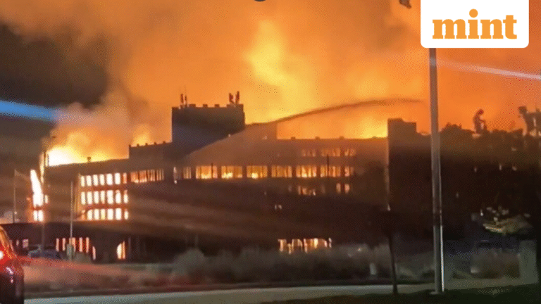 Fire update in St. Louis: 200 firefighters battle fire at multiple warehouses – here’s what we know | Today’s news