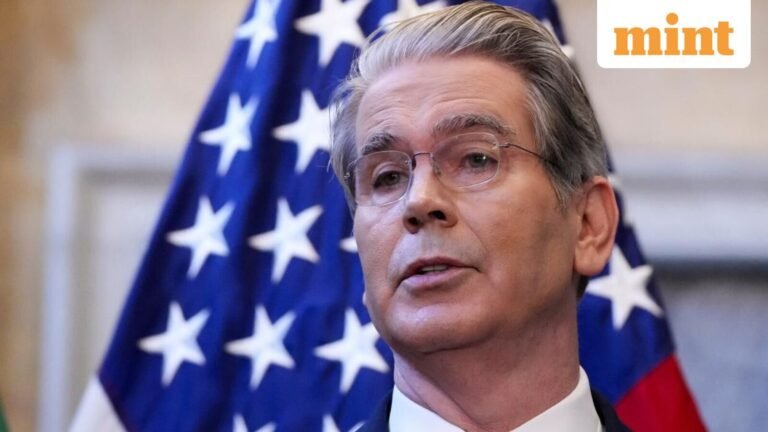 Finance Minister Bessent called Zohran Mamdani “unequivocally” the new leader of the Democratic Party | Today’s news