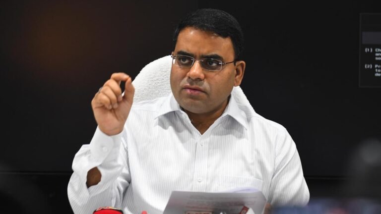 CEO conducts training for Collectors, District Election Officers in Andhra Pradesh on SIR-2026