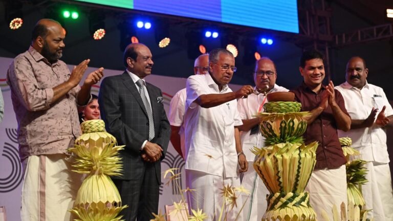 Attempts to denigrate Kerala through art are honourable, says CM