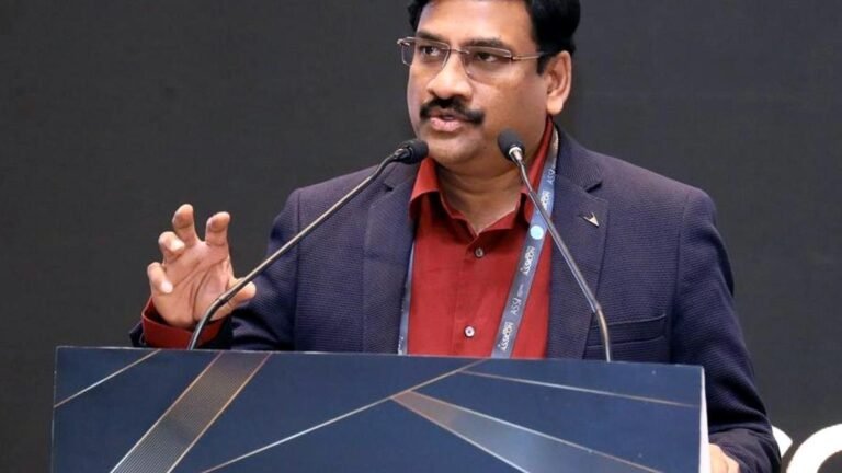 Guntur’s spine surgeon receives award from Indian Orthopedic Association